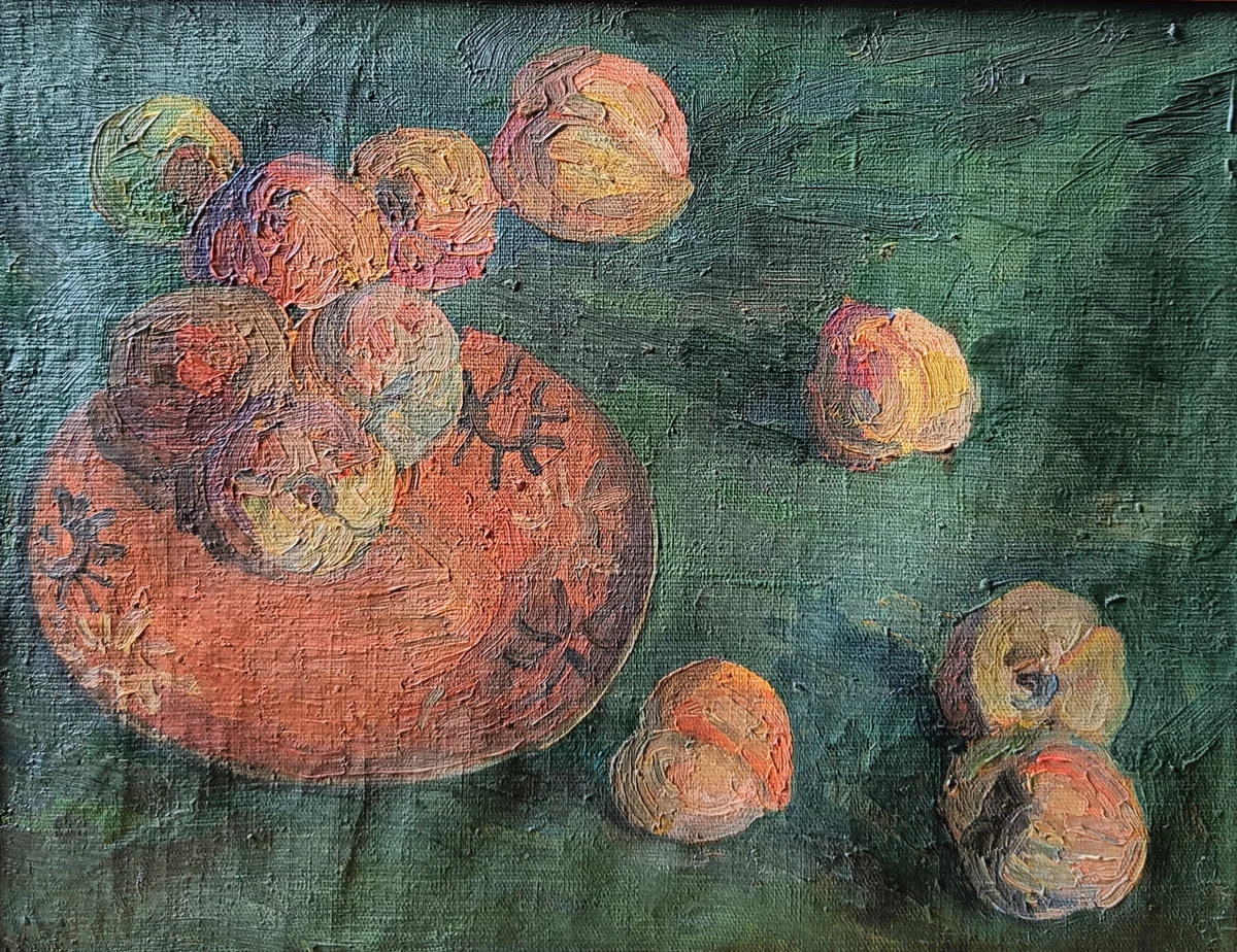 Персики на керамической тарелке (1967). Исланов Арстанбек (1939–1992)